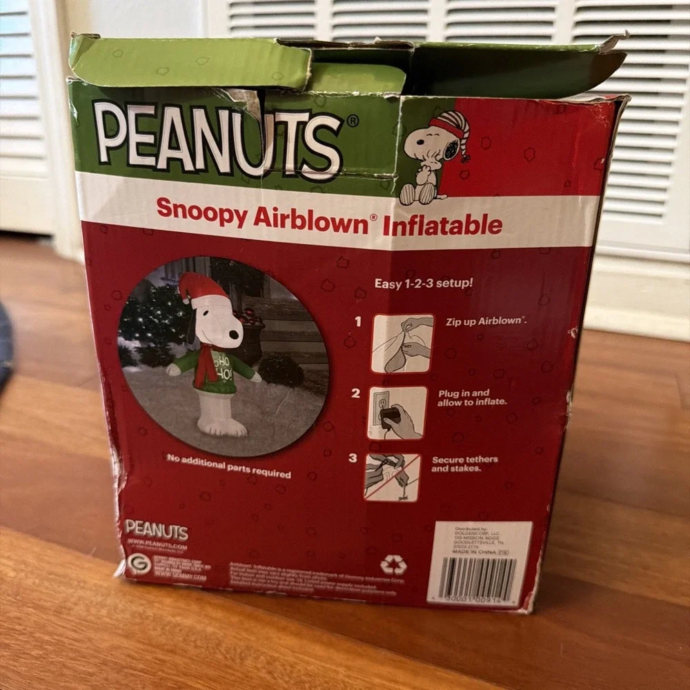 Gemmy Inflatable Peanuts Snoopy Wearing Sweater Christmas Yard Decor Open Box